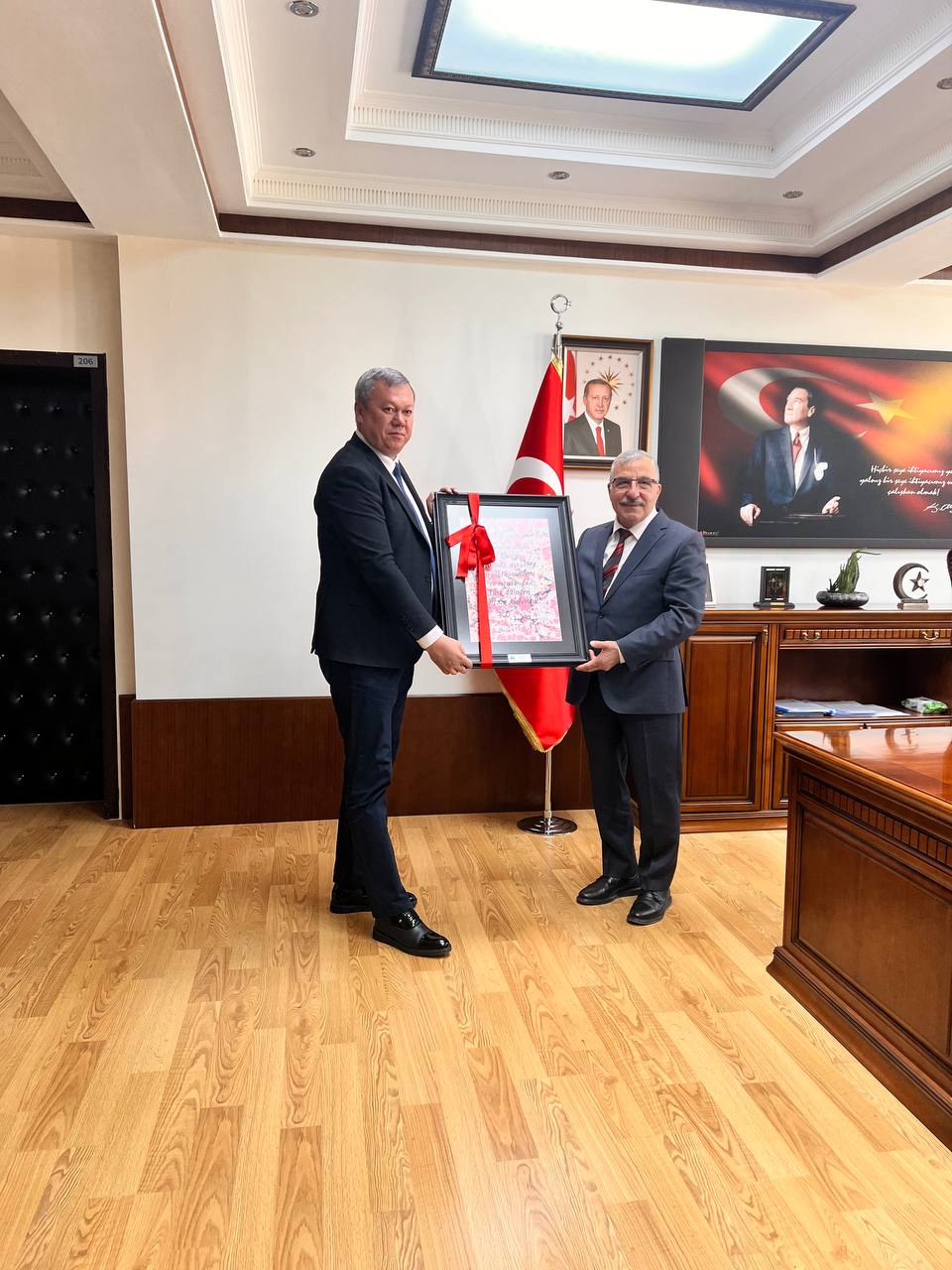 KARAMANOĞLU MEHMETBEY ÜNİVERSİTESİ